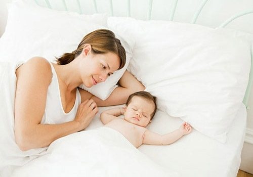 5 giải pháp chăm sóc da sau sinh cho các bà mẹ