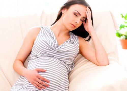cách trị mụn khi đang mang thai