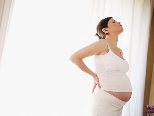 3 biện pháp đơn giản chống lại nổi mụn khi mang thai